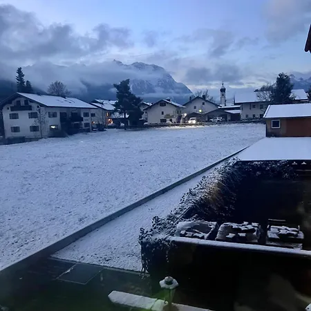 Alpengluehn & Restaurant Hotel Krün